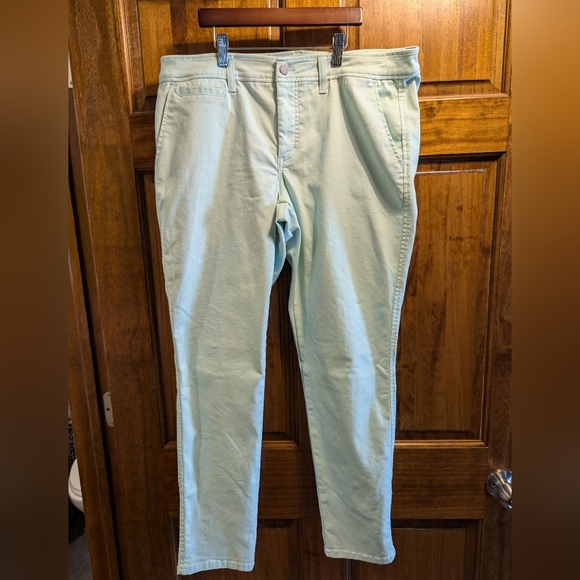 41 Hawthorn Pants - Mid Rise Skinny Cuffed Pant